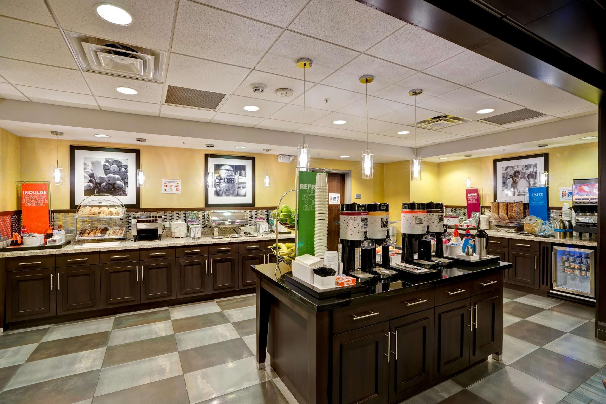 Hampton Inn & Suites Columbia South Fort Meade Area 외부 사진