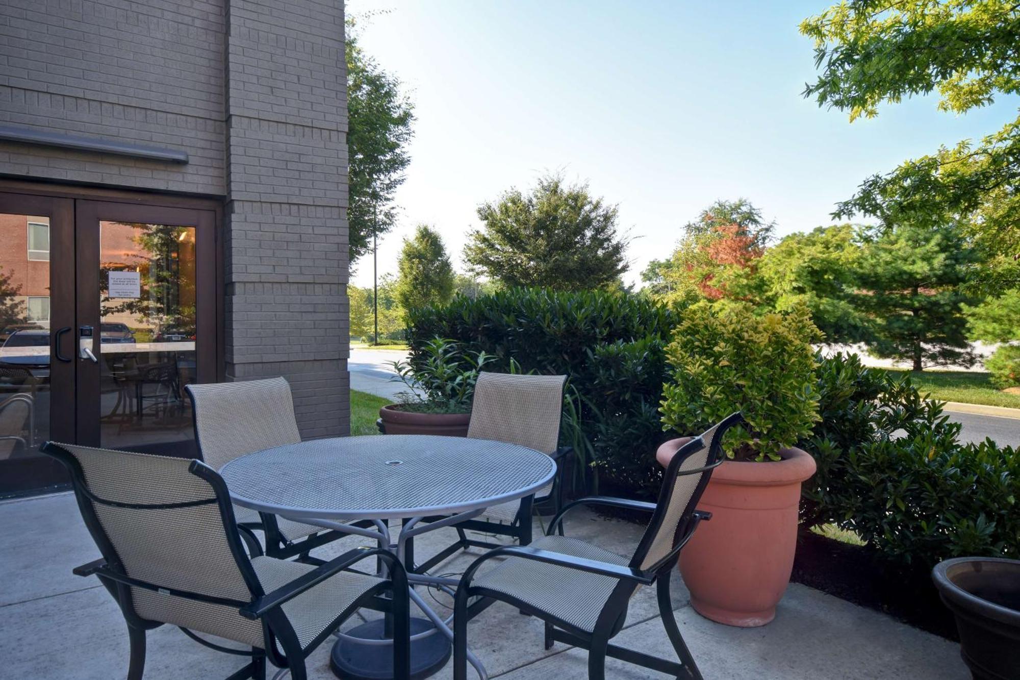 Hampton Inn & Suites Columbia South Fort Meade Area 외부 사진